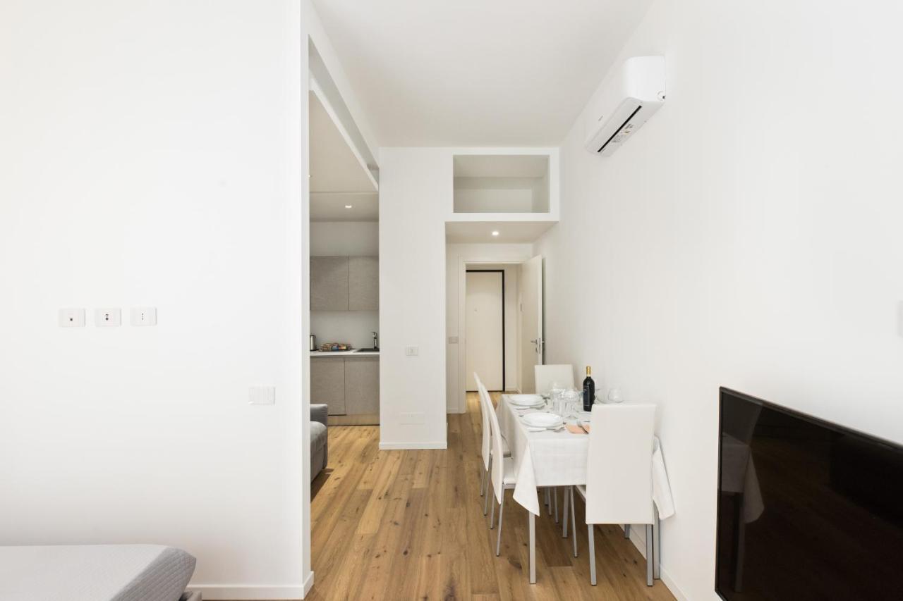 Magnoliaapartments - 18B Visconti Duomo ميلان المظهر الخارجي الصورة
