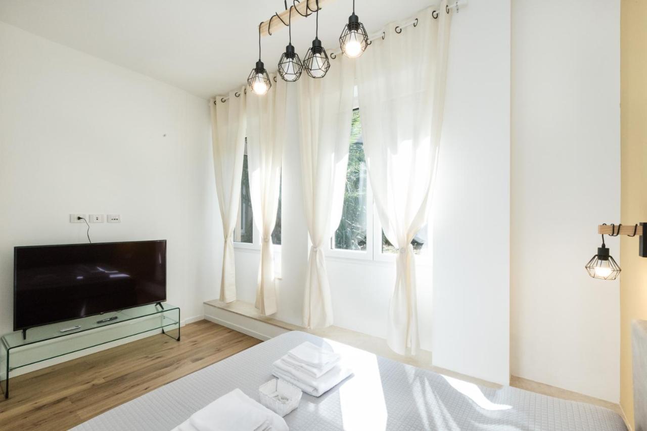 Magnoliaapartments - 18B Visconti Duomo ميلان المظهر الخارجي الصورة