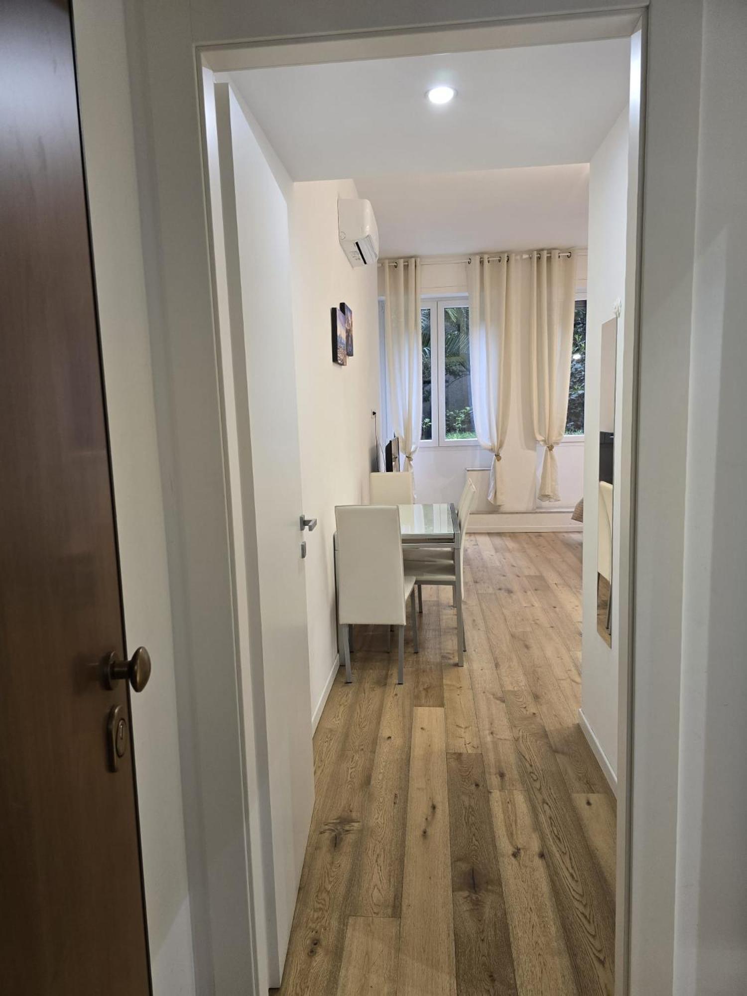 Magnoliaapartments - 18B Visconti Duomo ميلان المظهر الخارجي الصورة